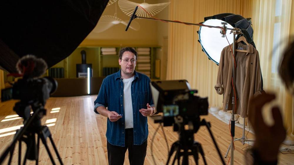 Calum teaching a module to camera on the yMBA set